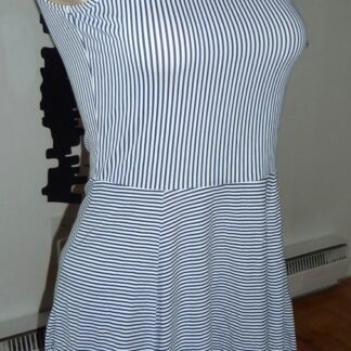 Robe H&M 12-14A (XSmall)
