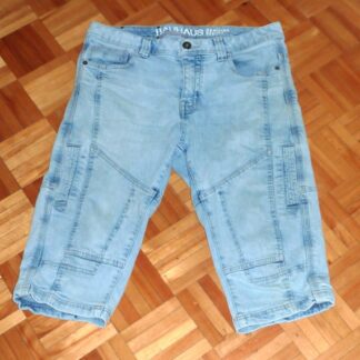 Short Bauhaus 32